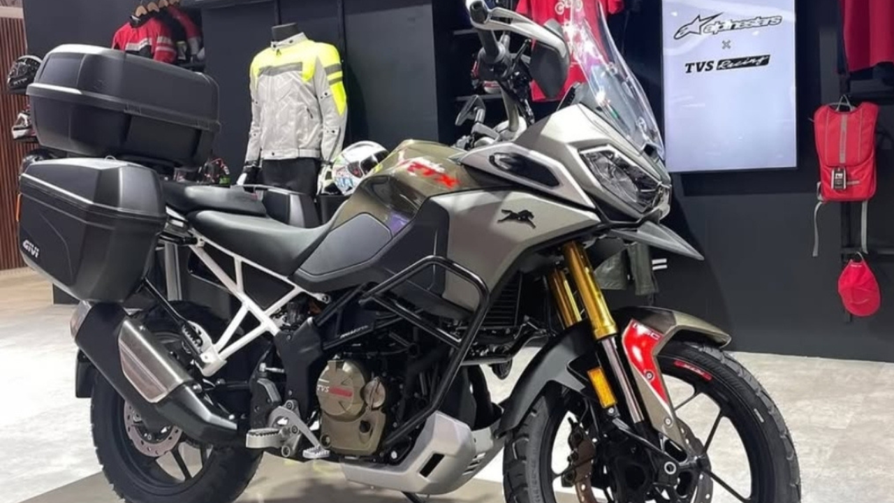 TVS Apache RTX 300