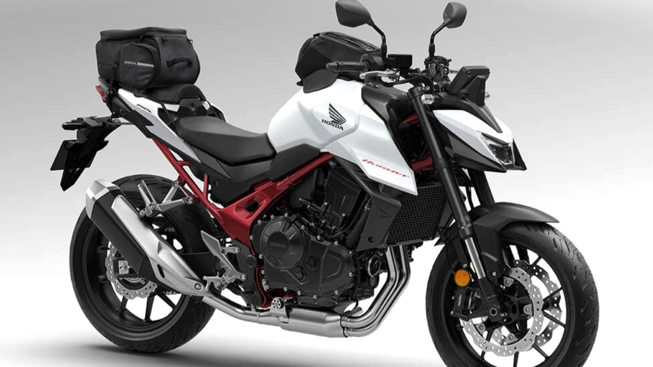 Honda CB750 Hornet 2025