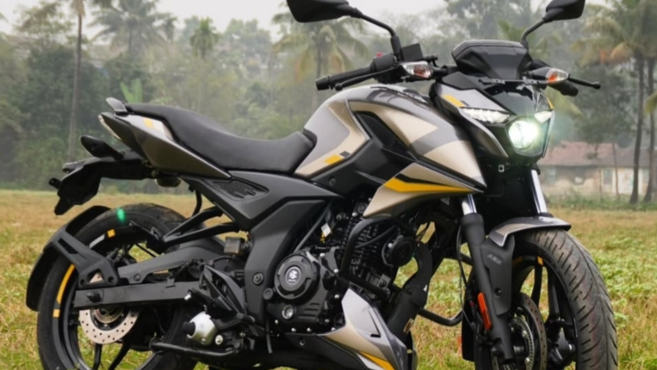 Bajaj Pulsar N160