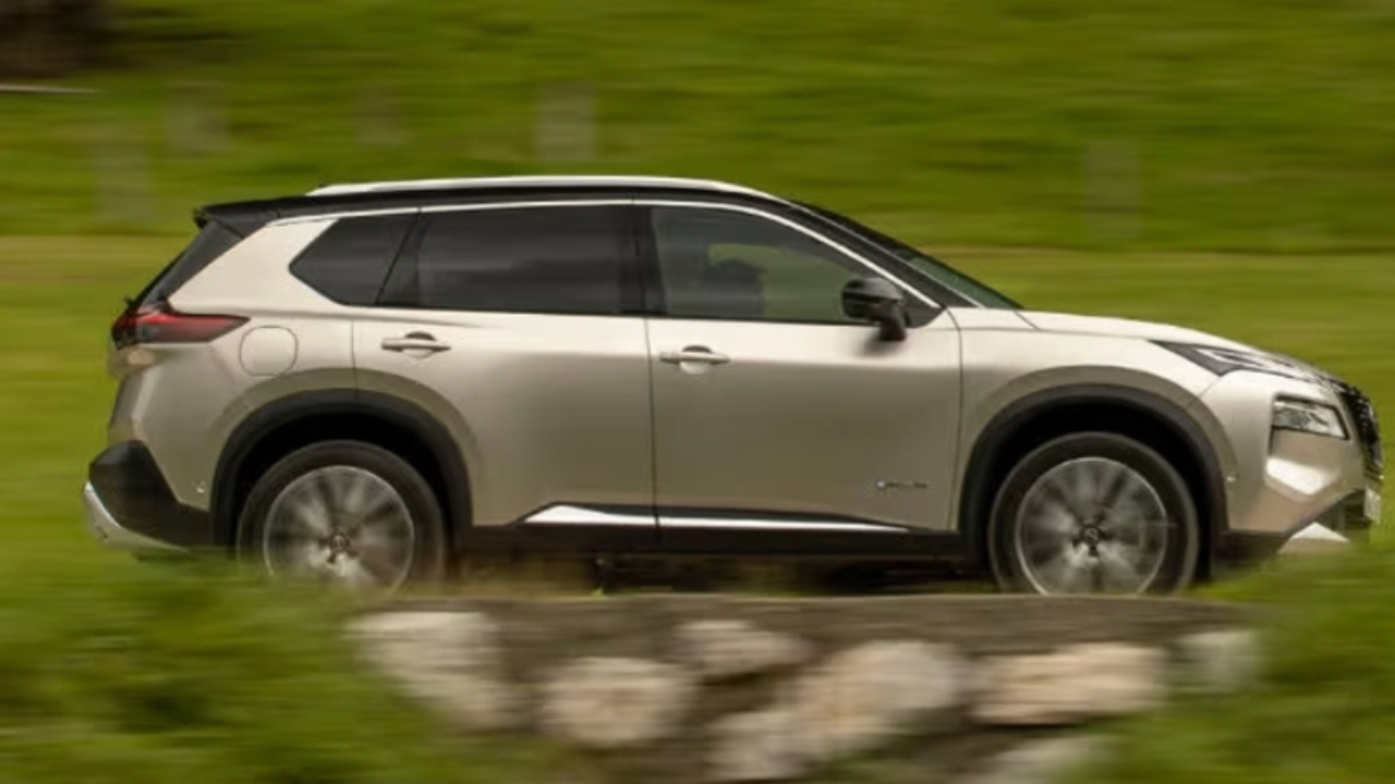Nissan X Trail, 7 seater