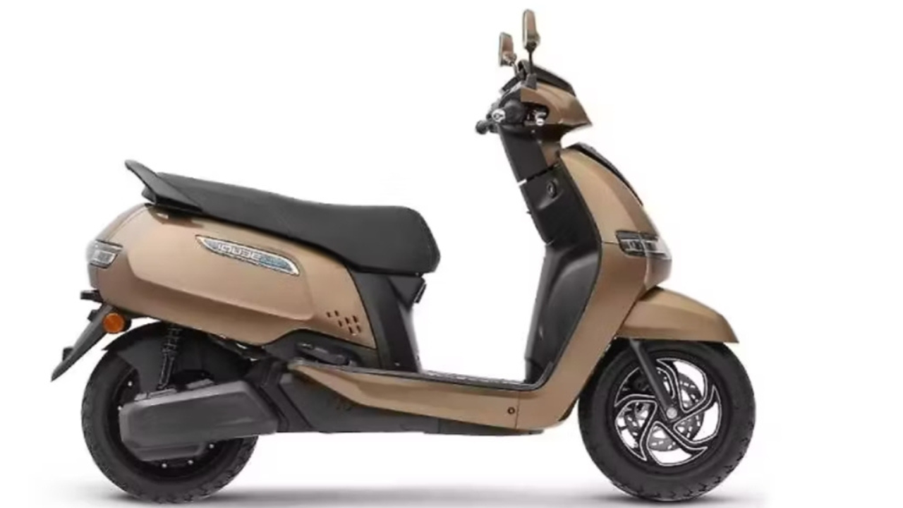 TVS iQube 2025